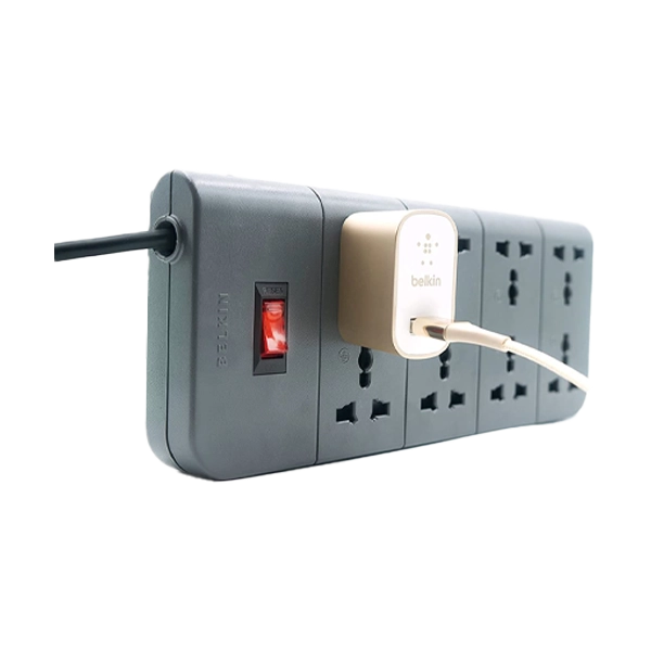 Belkin 8-Socket 5Ft Heavy Duty Cable with Surge Protector Extention Board image 3